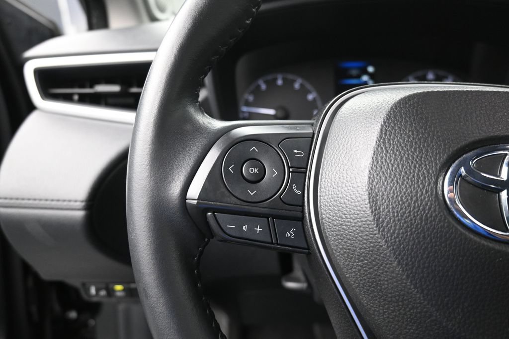 Used 2024 Toyota Corolla Cross LE w/ Moonroof Package FWD image 22