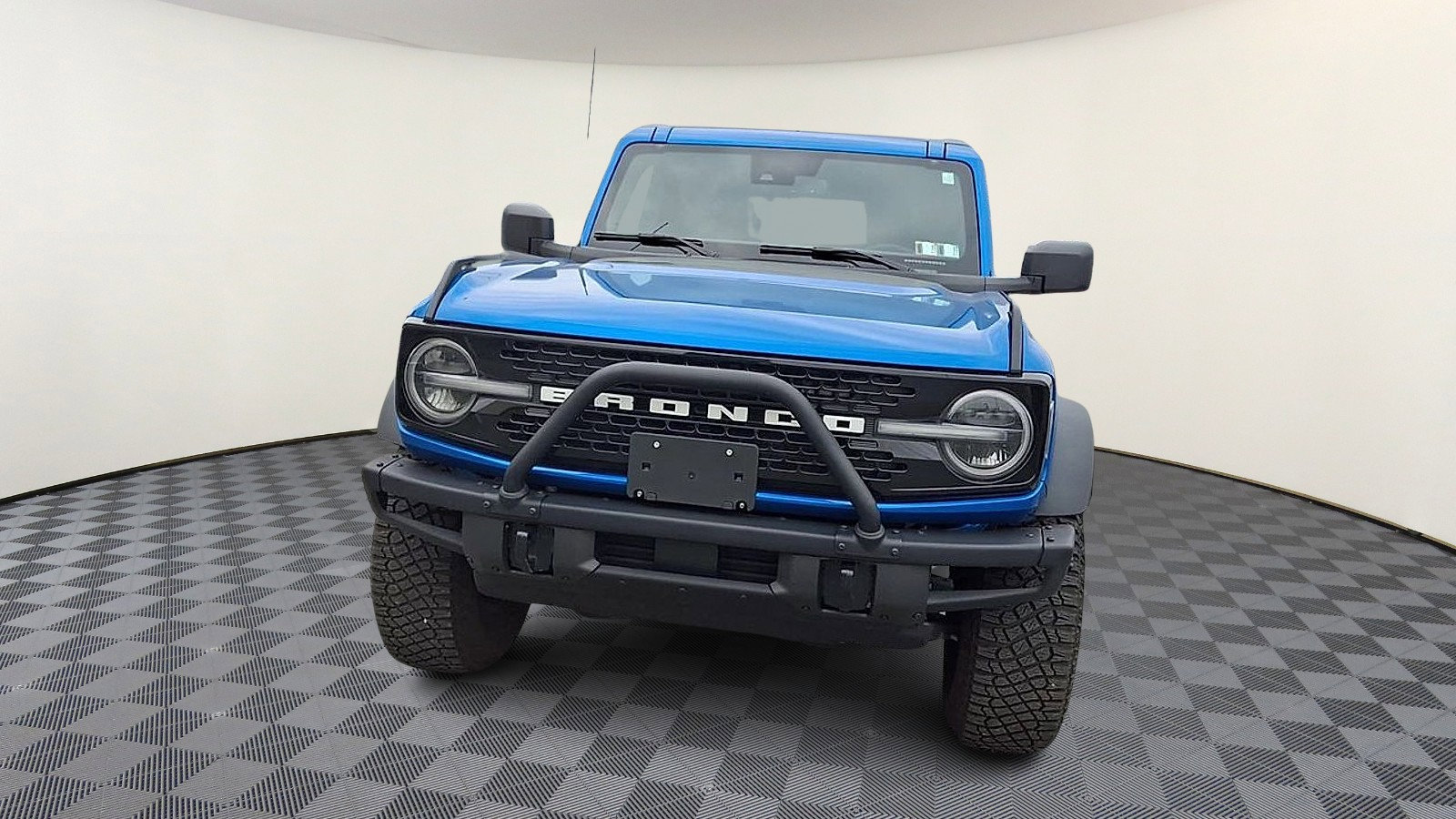 Used 2024 Ford Bronco Wildtrak image 3