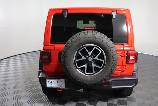 Used 2025 Jeep Wrangler Unlimited Rubicon w/ Convenience Group image 7