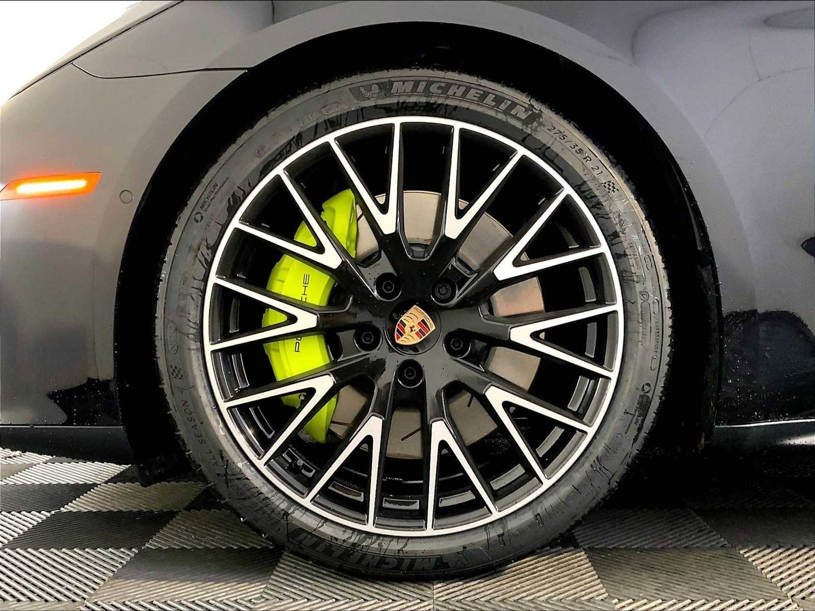 New 2026 Porsche Panamera 4 image 11