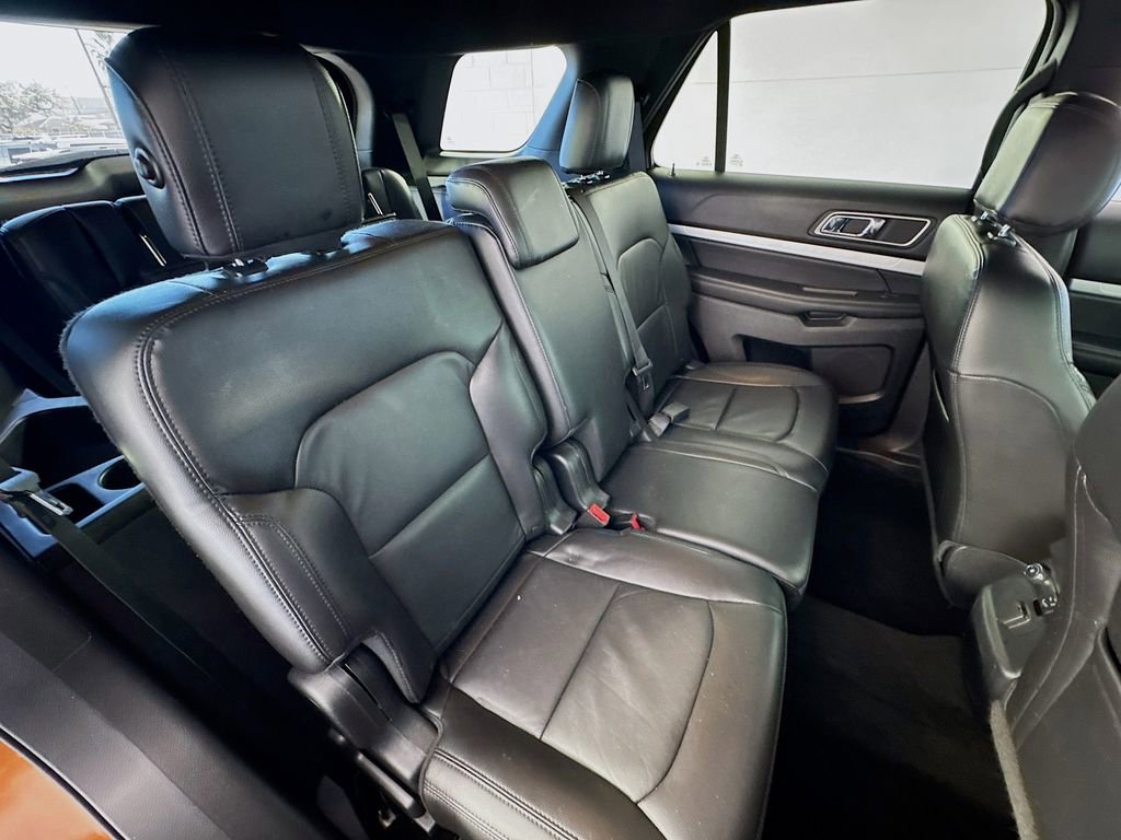 Used 2017 Ford Explorer XLT w/ Equipment Group 202A image 28