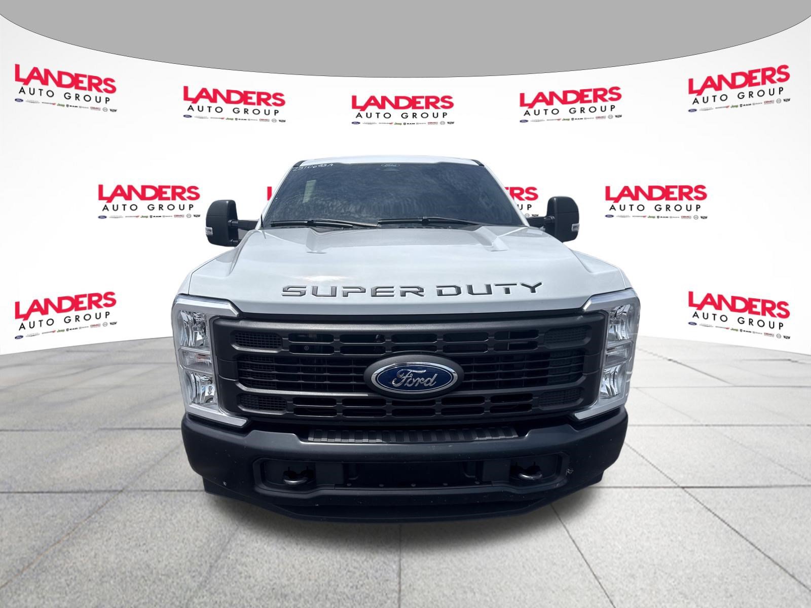Used 2024 Ford F250 XL w/ Camper Package RWD image 8