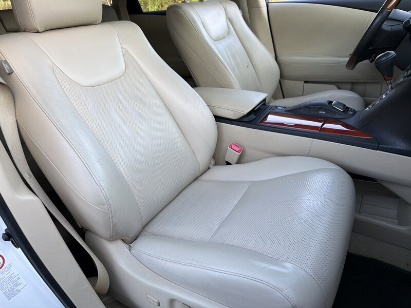 Used 2010 Lexus RX 450h AWD image 14
