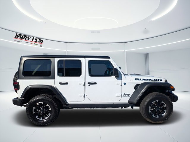 Used 2024 Jeep Wrangler Unlimited Rubicon 4xe image 2