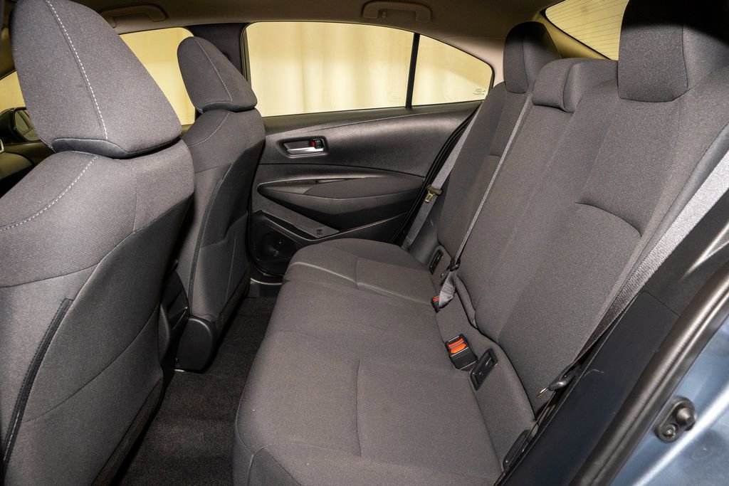 Used 2021 Toyota Corolla LE image 7