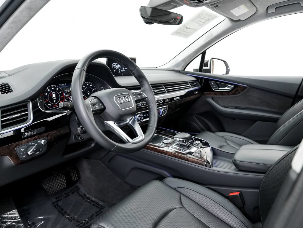 Used 2018 Audi Q7 3.0T Prestige AWD/4WD image 4