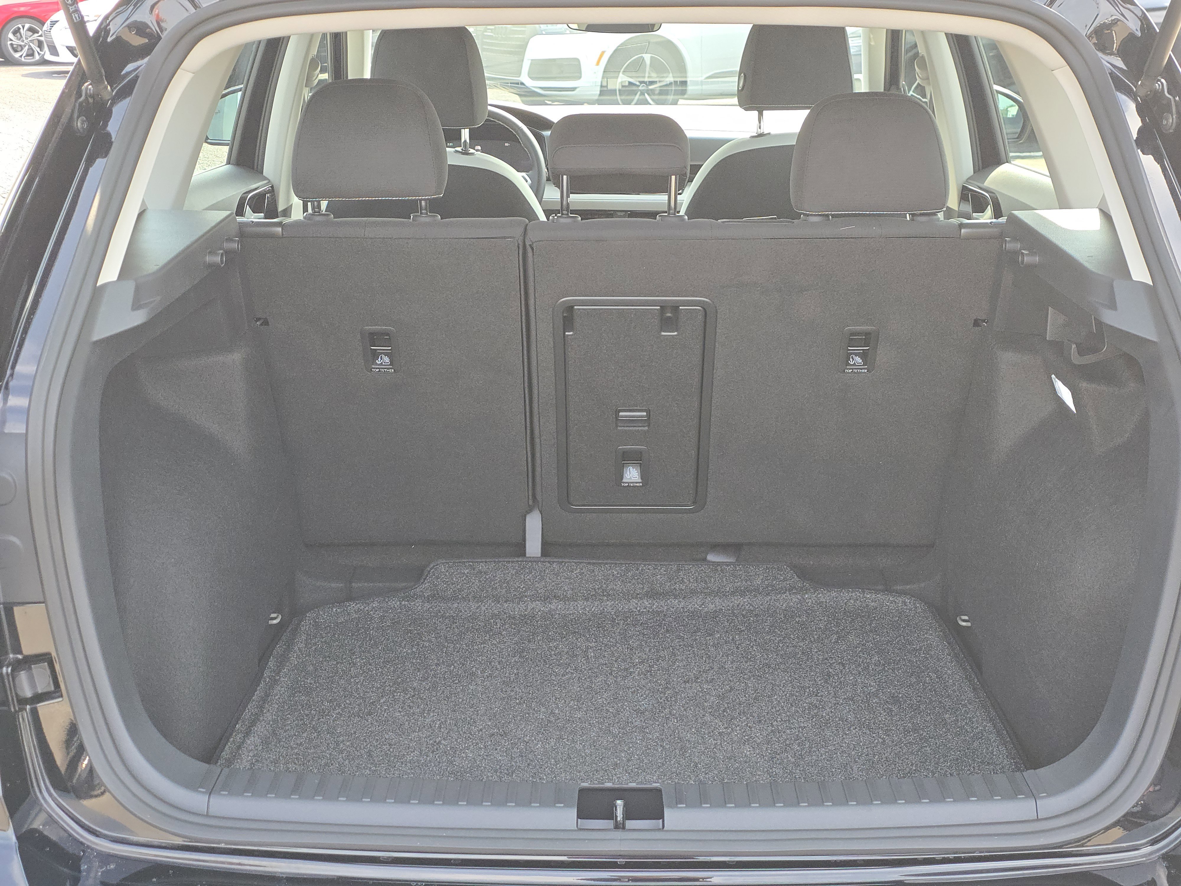 New 2025 Volkswagen Taos S image 19