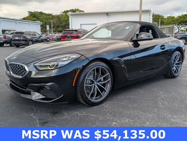 Used 2022 BMW Z4 sDrive30i w/ Driving Assistance Package image 3