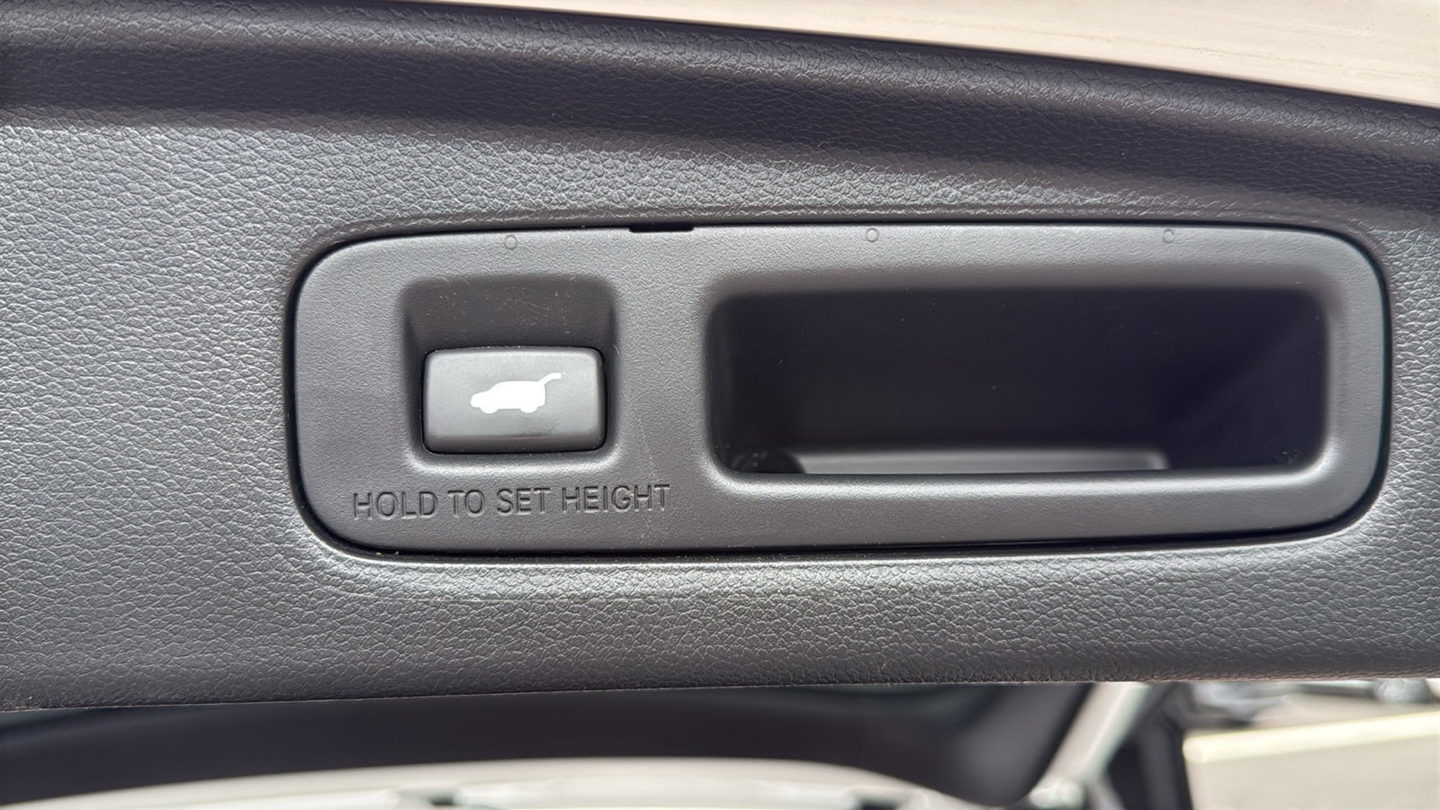 Used 2024 Honda CR-V Sport Touring image 26