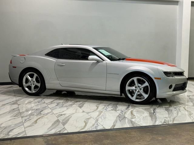 Used 2015 Chevrolet Camaro LT w/ RS Package image 5