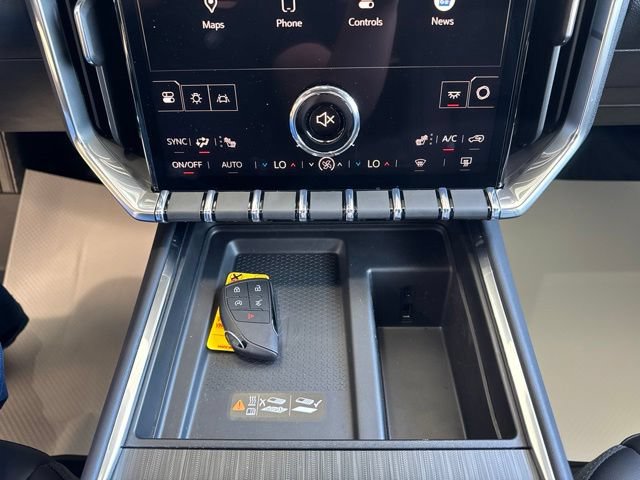 New 2026 GMC Acadia Elevation w/ Elevation Premium Package AWD/4WD image 24