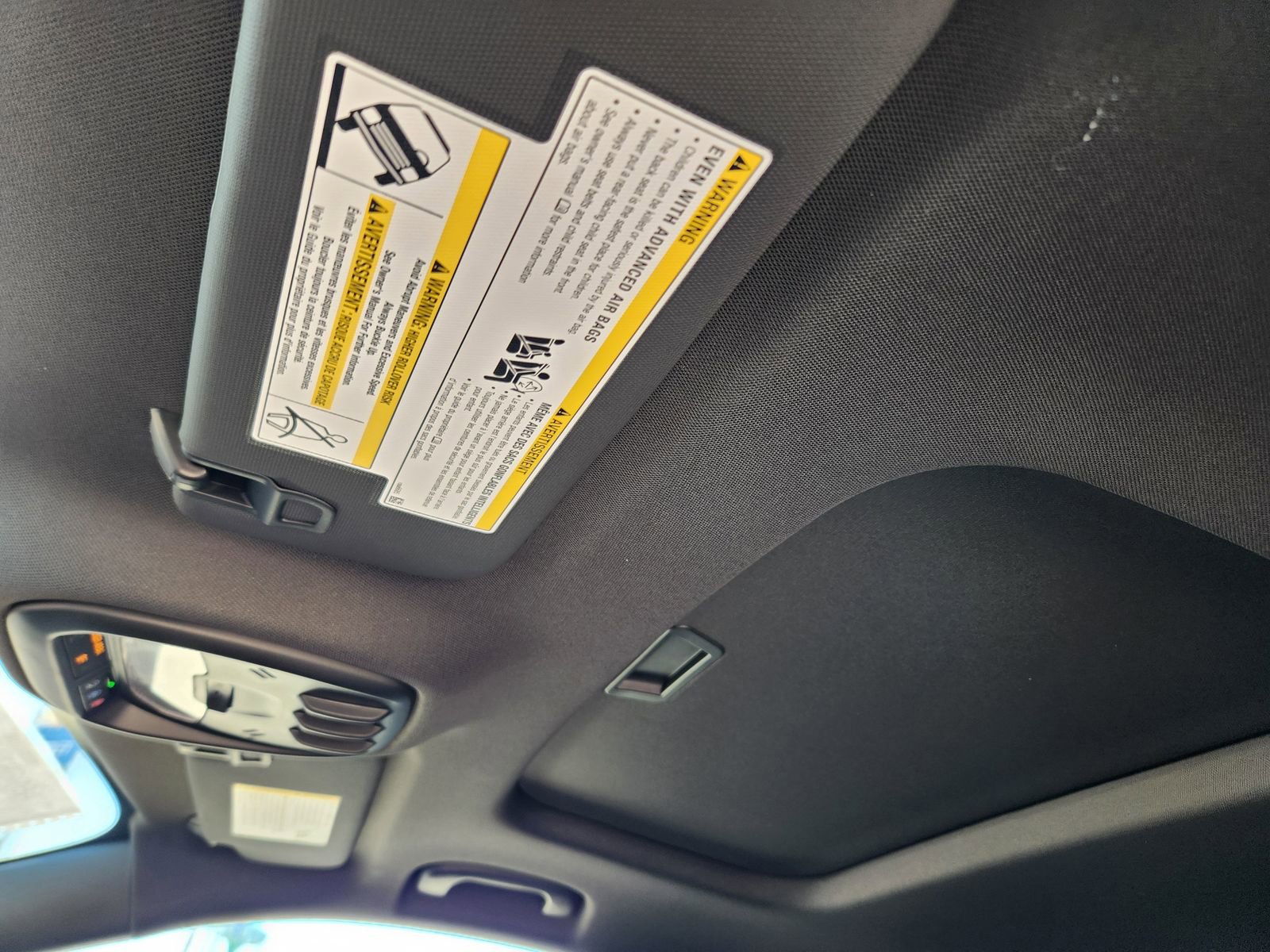 New 2026 Chevrolet Trax RS w/ Sunroof Package image 22