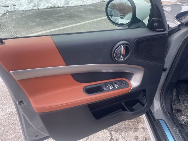 Used 2023 MINI Cooper Countryman S w/ Signature Upholstery Package image 15