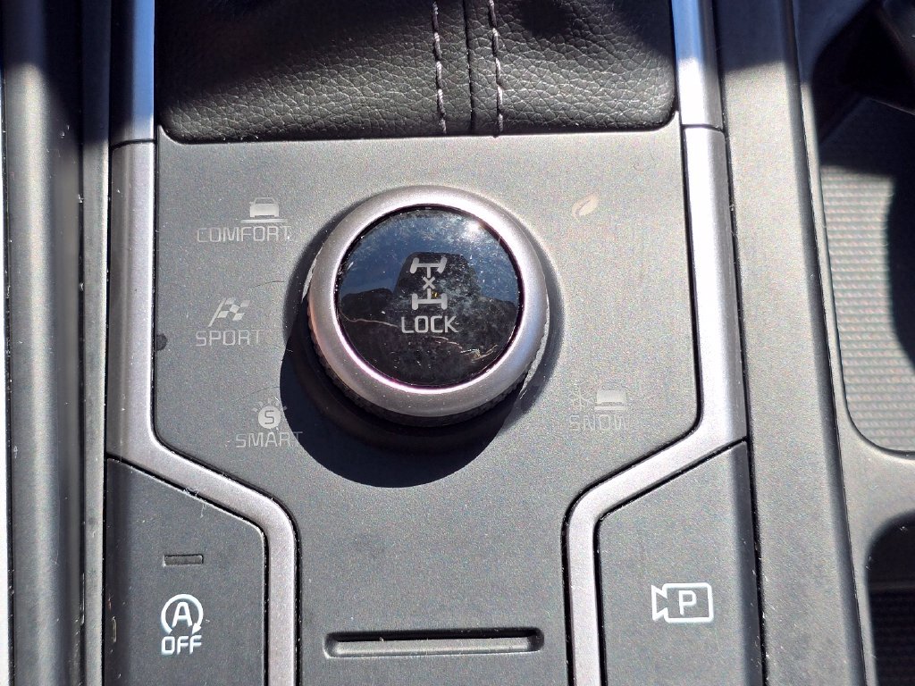 Used 2023 Kia Sorento S w/ Panoramic Sunroof Package AWD/4WD image 11