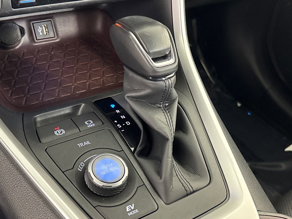 Certified 2025 Toyota RAV4 Limited w/ Weather Package image 22