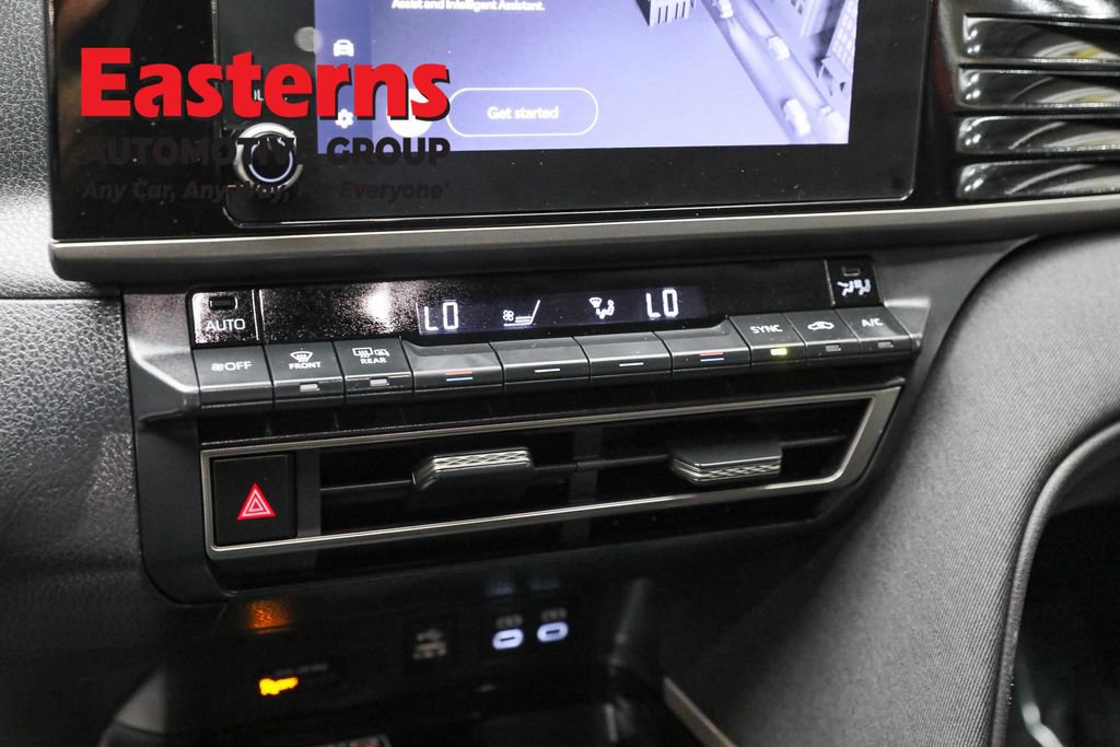 Used 2025 Toyota Camry LE image 19