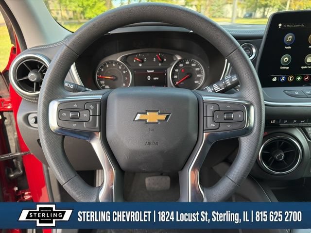 New 2025 Chevrolet Blazer LT w/ Midnight/Sport Edition AWD/4WD image 15