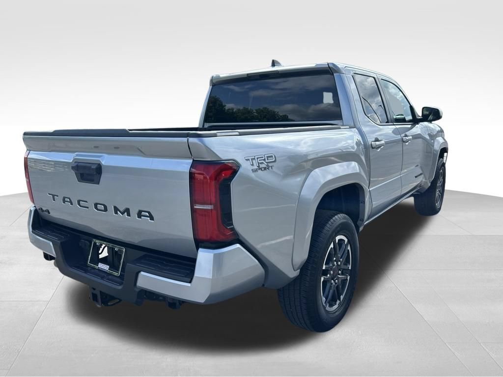 Certified 2024 Toyota Tacoma TRD Sport AWD/4WD image 5