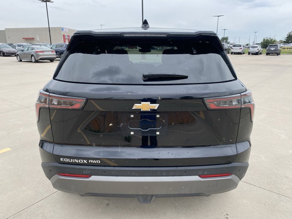 Used 2025 Chevrolet Equinox LT image 6