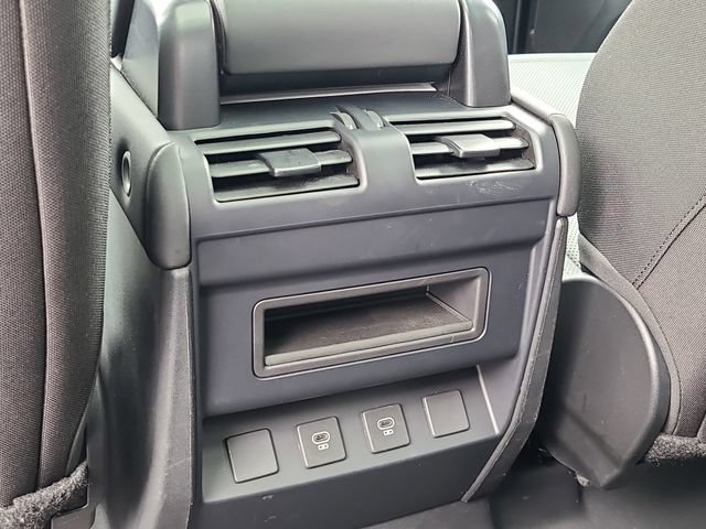 Used 2025 Land Rover Defender 110 S AWD/4WD image 9