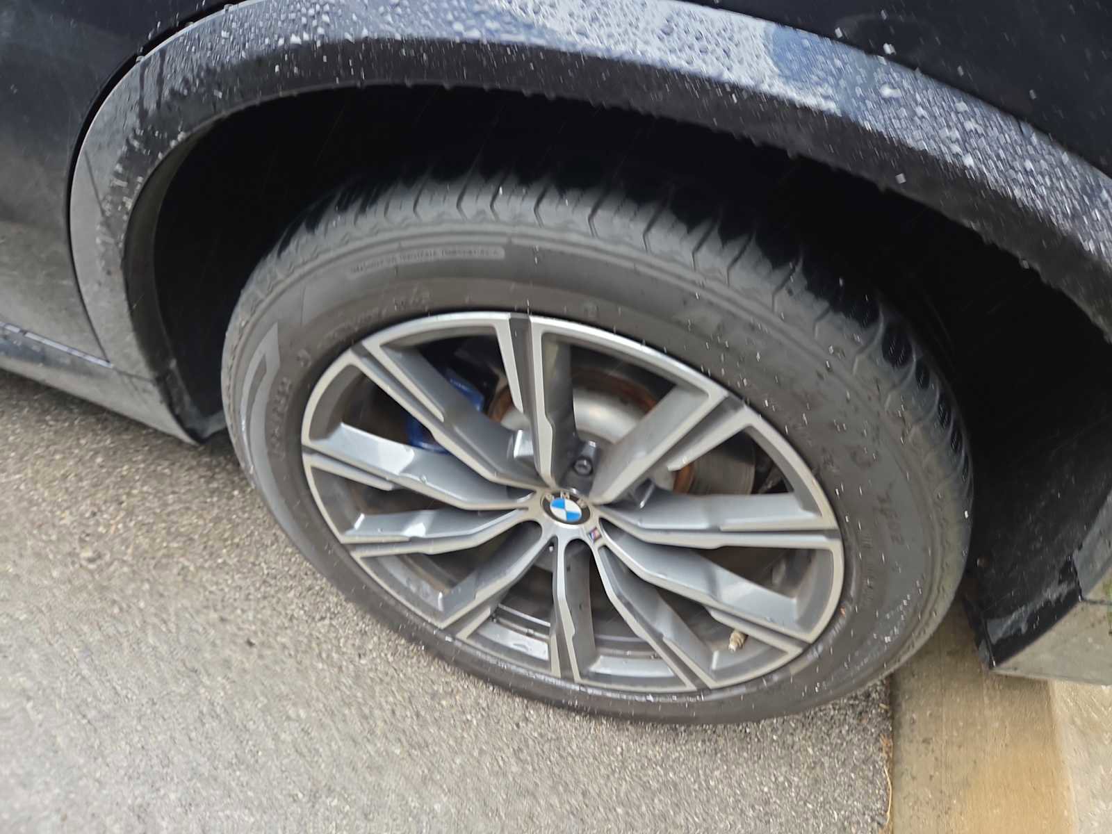 Used 2022 BMW X5 M50i w/ Premium Package AWD/4WD image 7