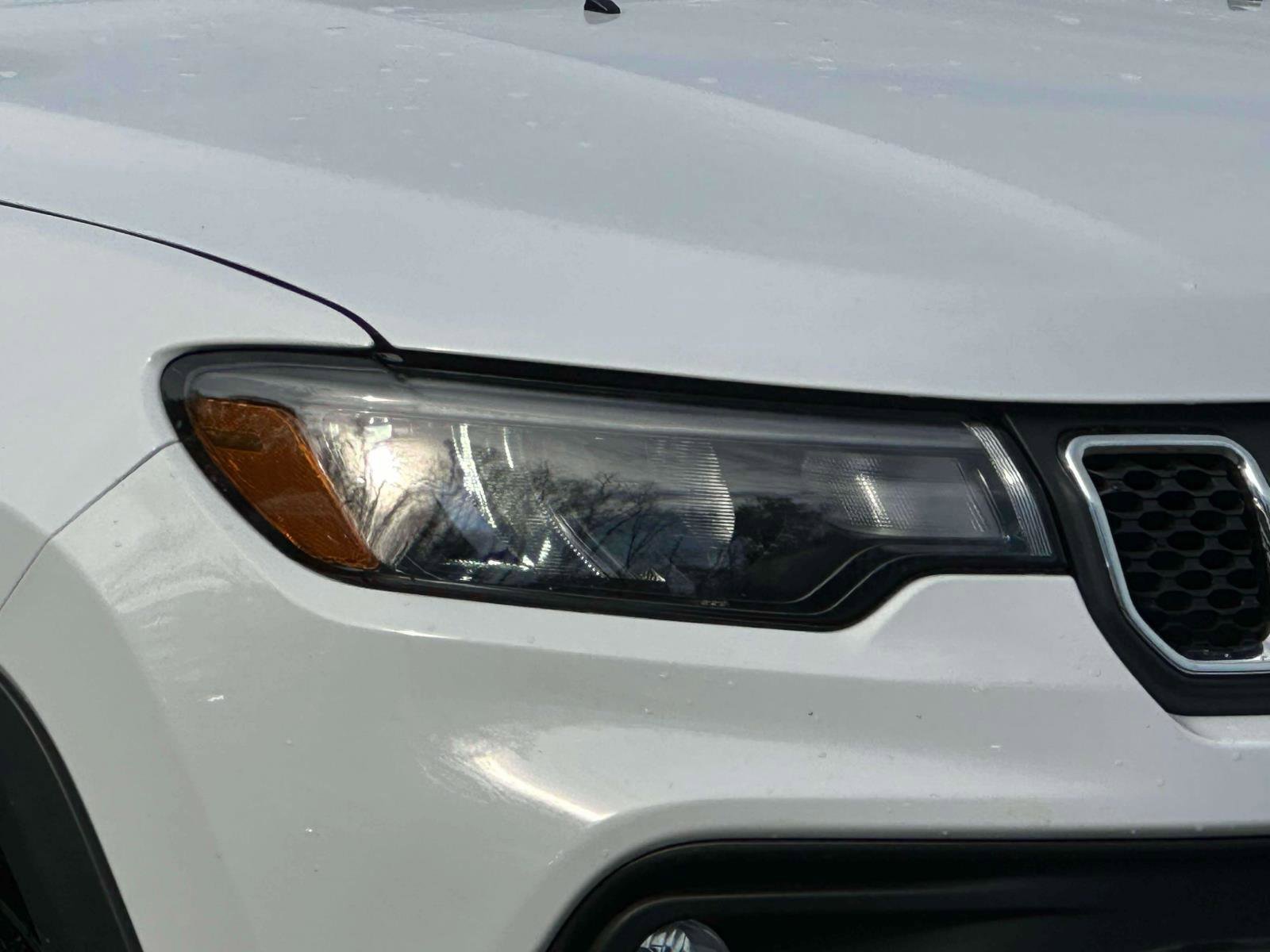 Used 2023 Jeep Compass Latitude w/ Convenience Group image 8