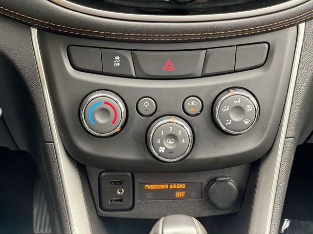 Used 2021 Chevrolet Trax LS image 18