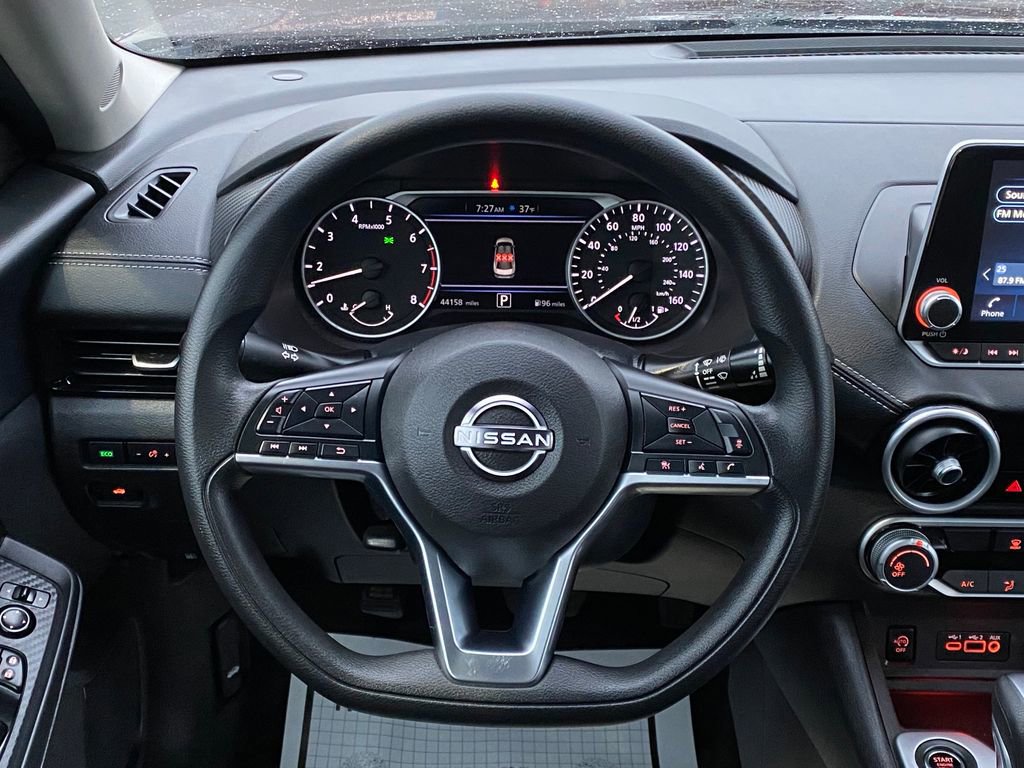 Used 2025 Nissan Sentra SV image 19