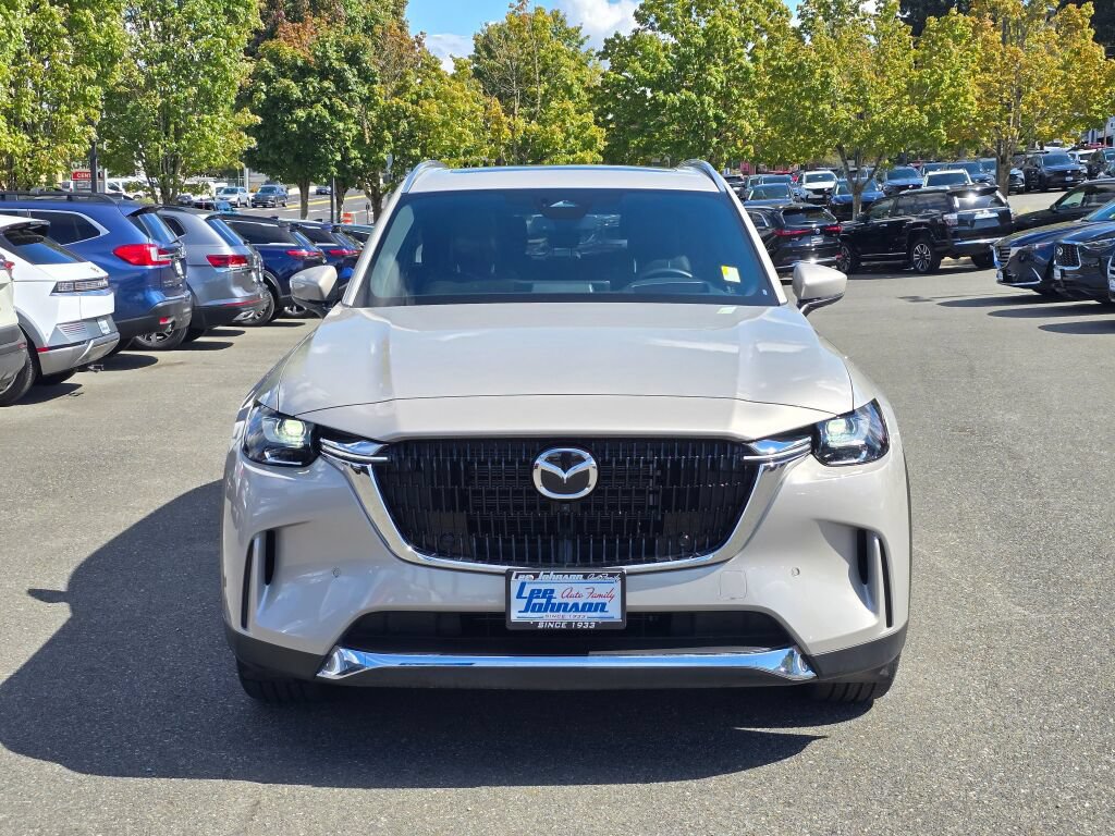 Certified 2025 MAZDA CX-90 Plug-In Hybrid w/ Premium Plus AWD/4WD image 2