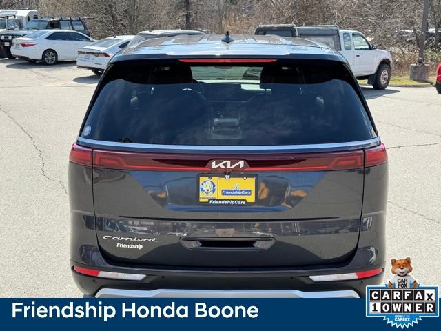 Used 2022 Kia Carnival LX image 6