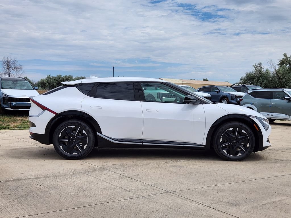 New 2026 Kia EV6 Wind AWD/4WD image 2