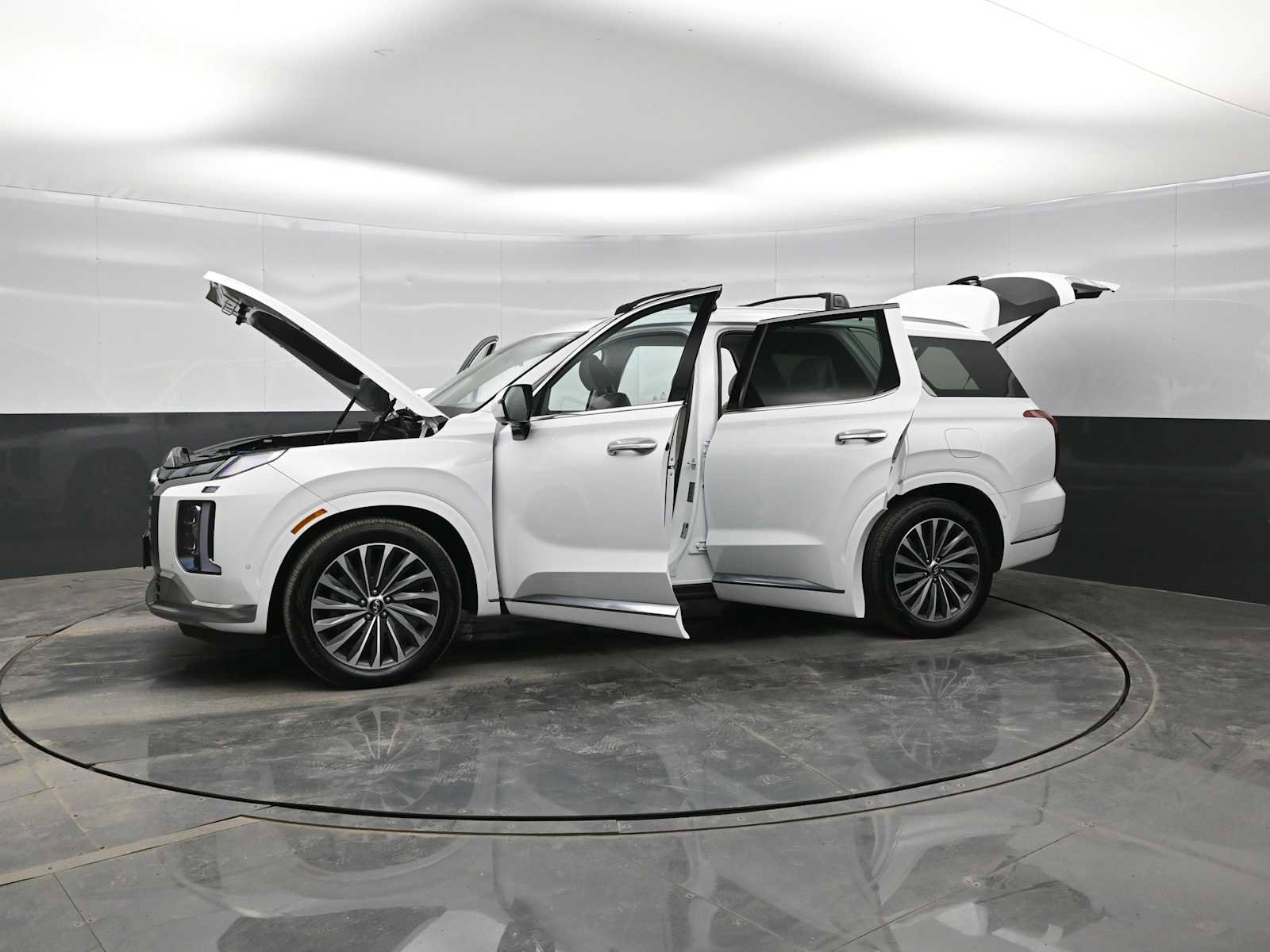 Used 2025 Hyundai Palisade Calligraphy image 39