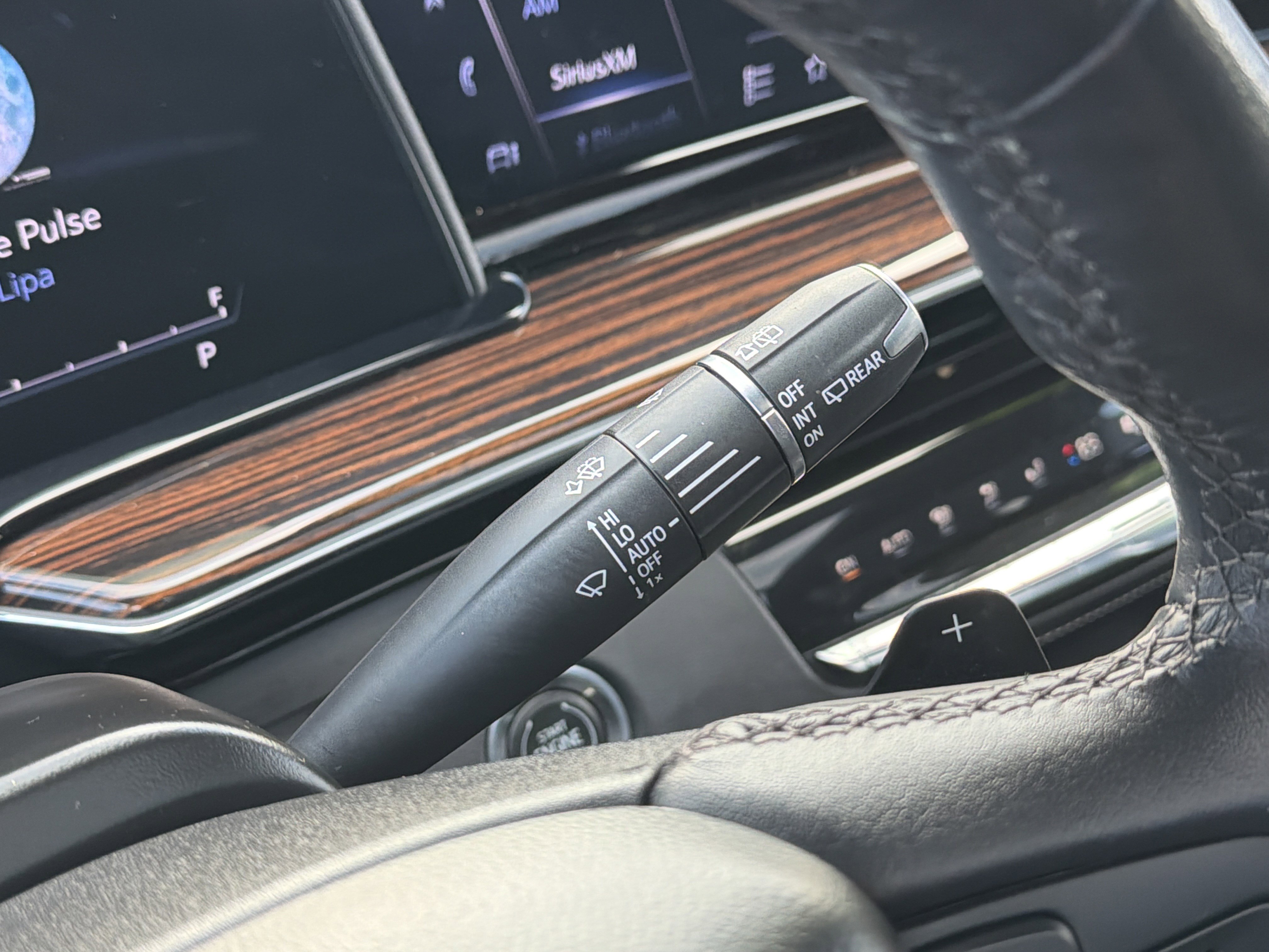 Used 2023 Cadillac Escalade ESV Premium Luxury w/ Performance Package image 22