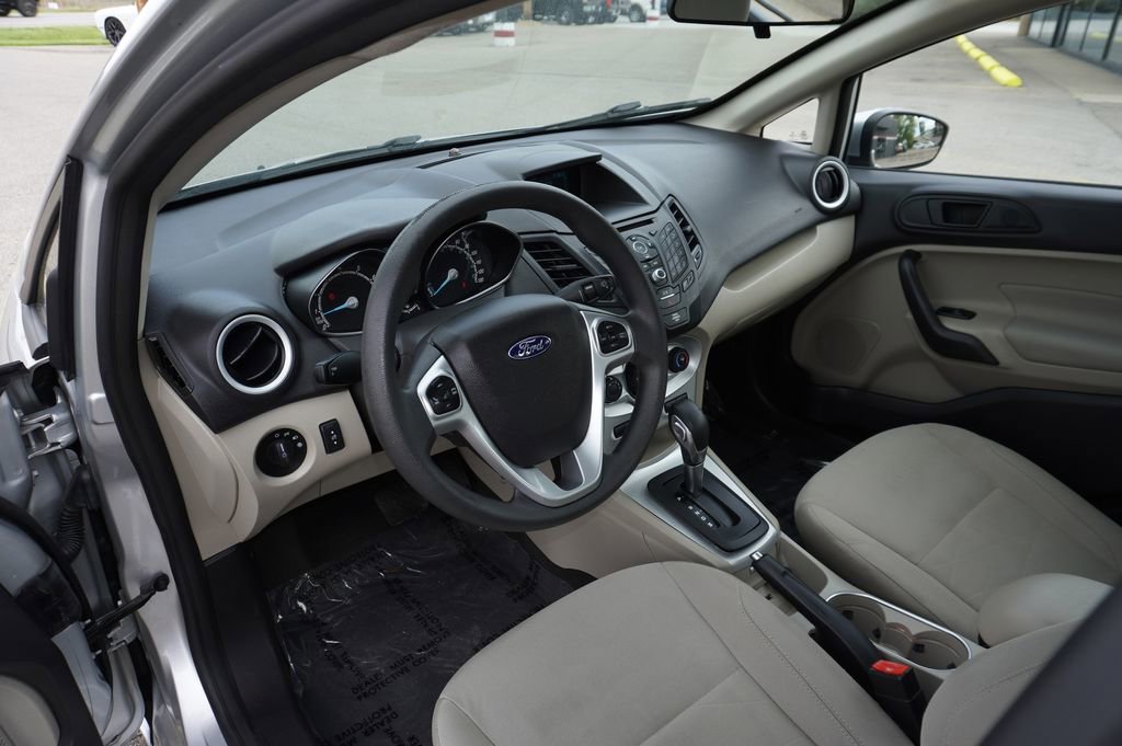 Used 2017 Ford Fiesta SE FWD image 24