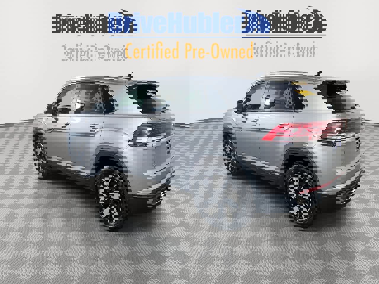 Used 2024 Volkswagen Atlas Cross Sport SE image 6