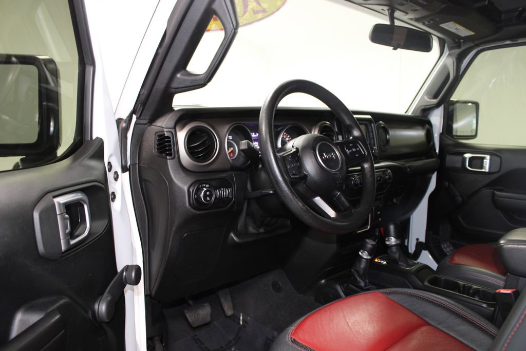 Used 2021 Jeep Gladiator Sport AWD/4WD image 21