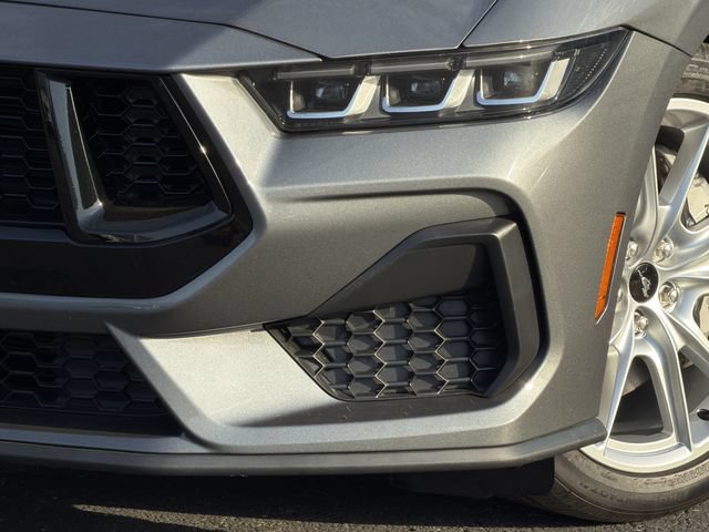 Used 2024 Ford Mustang GT Premium RWD image 9