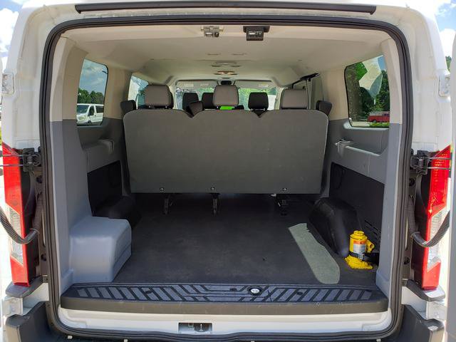 Used 2018 Ford Transit 150 XL RWD image 5