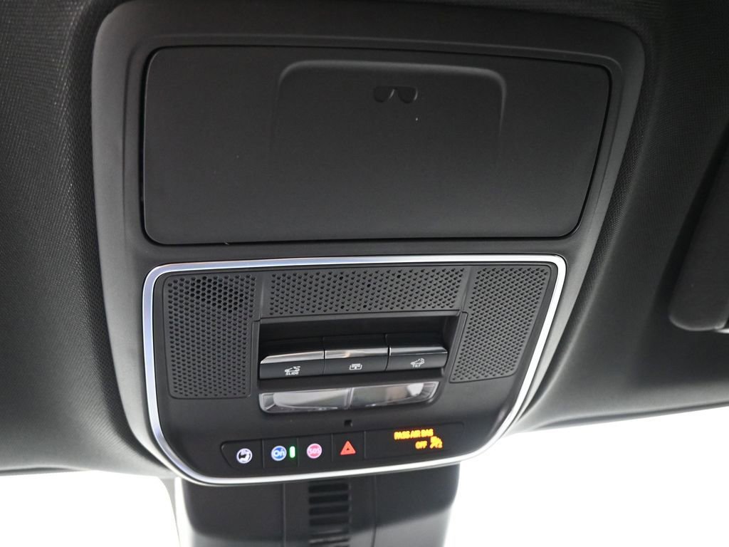 New 2026 Buick Enclave Avenir w/ Super Cruise Package image 23