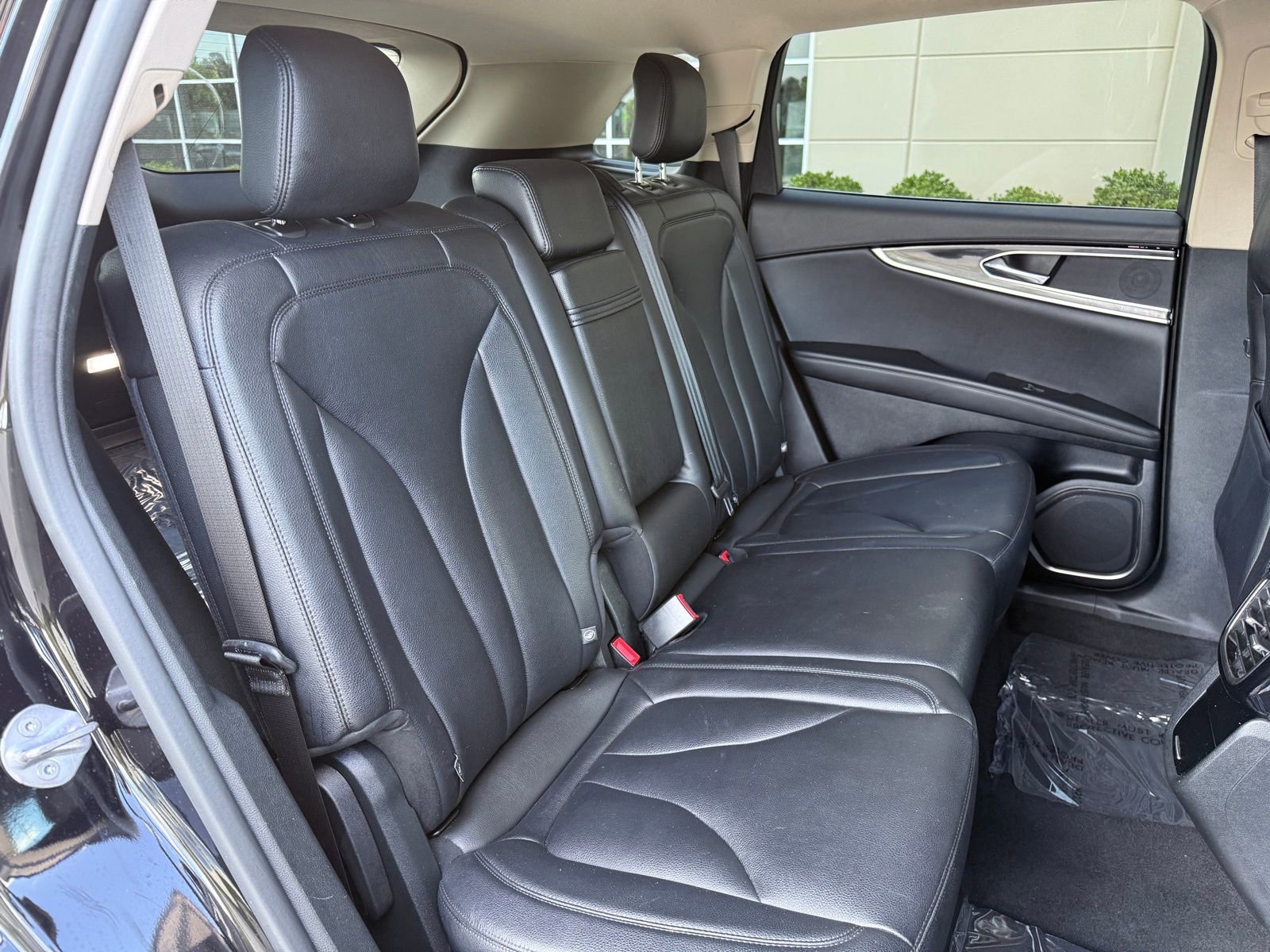 Used 2022 Lincoln Nautilus AWD image 41