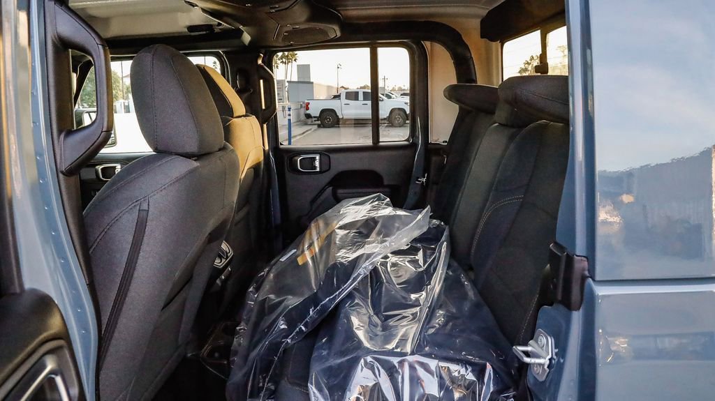 New 2026 Jeep Gladiator Sport image 20