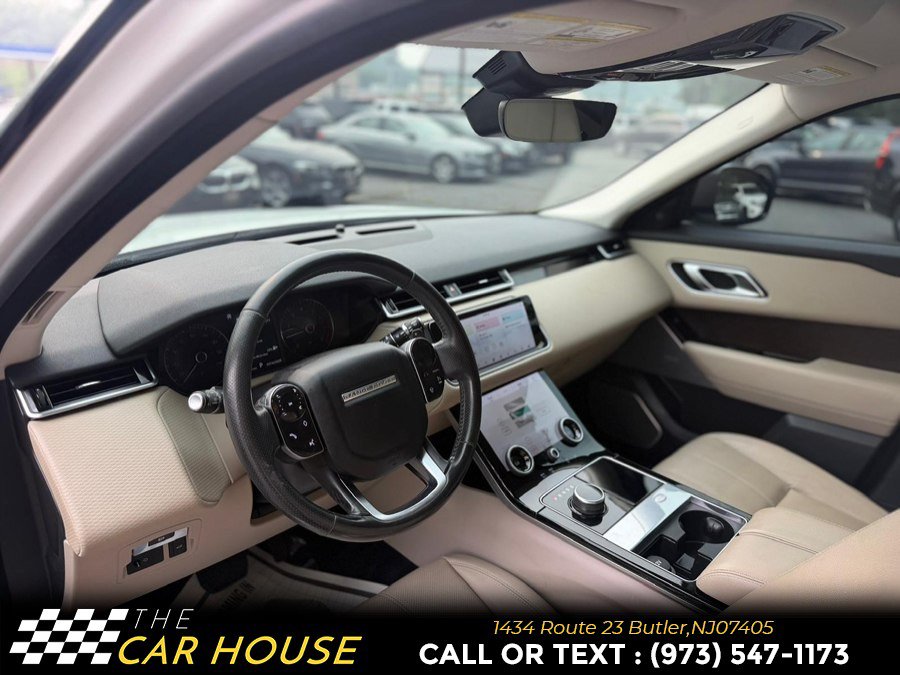 Used 2018 Land Rover Range Rover Velar S AWD/4WD image 16