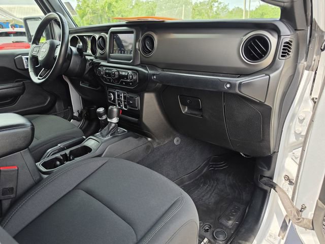 Used 2022 Jeep Gladiator Sport AWD/4WD image 15