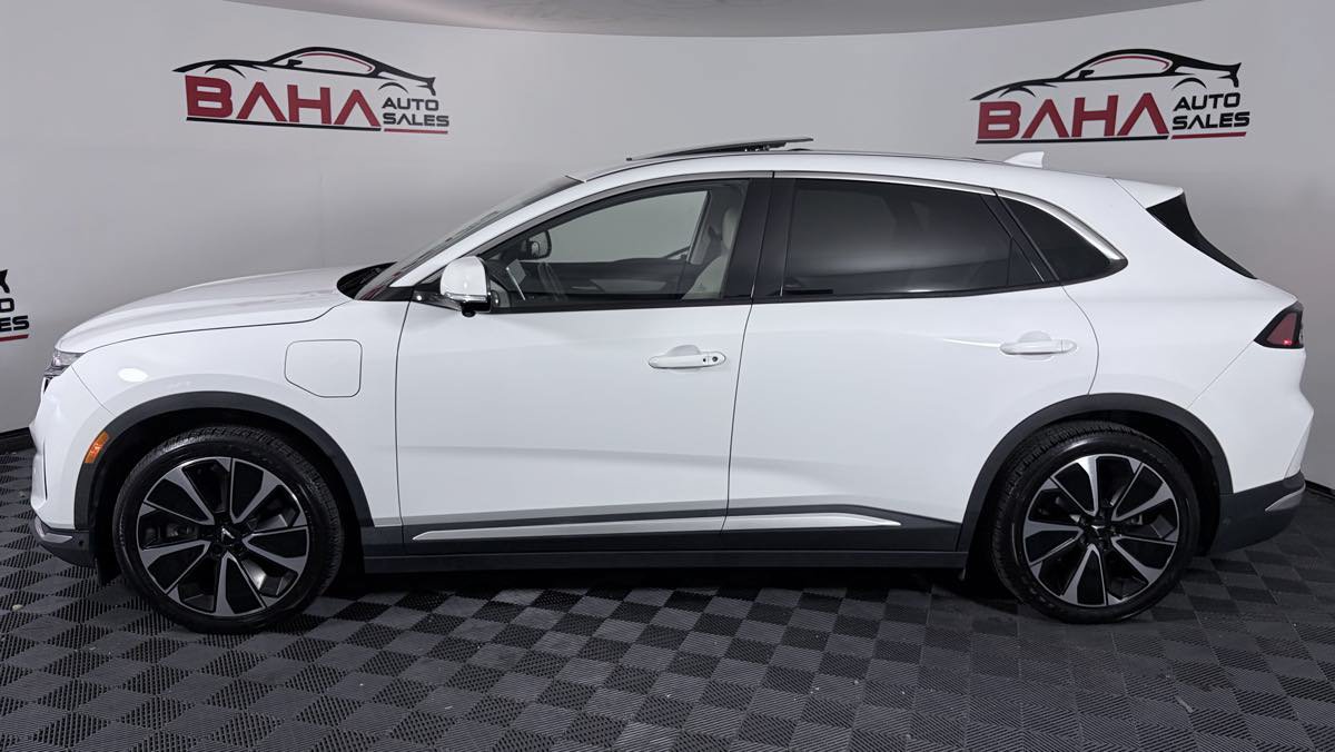 Used 2024 VinFast VF 8 Plus AWD/4WD image 4