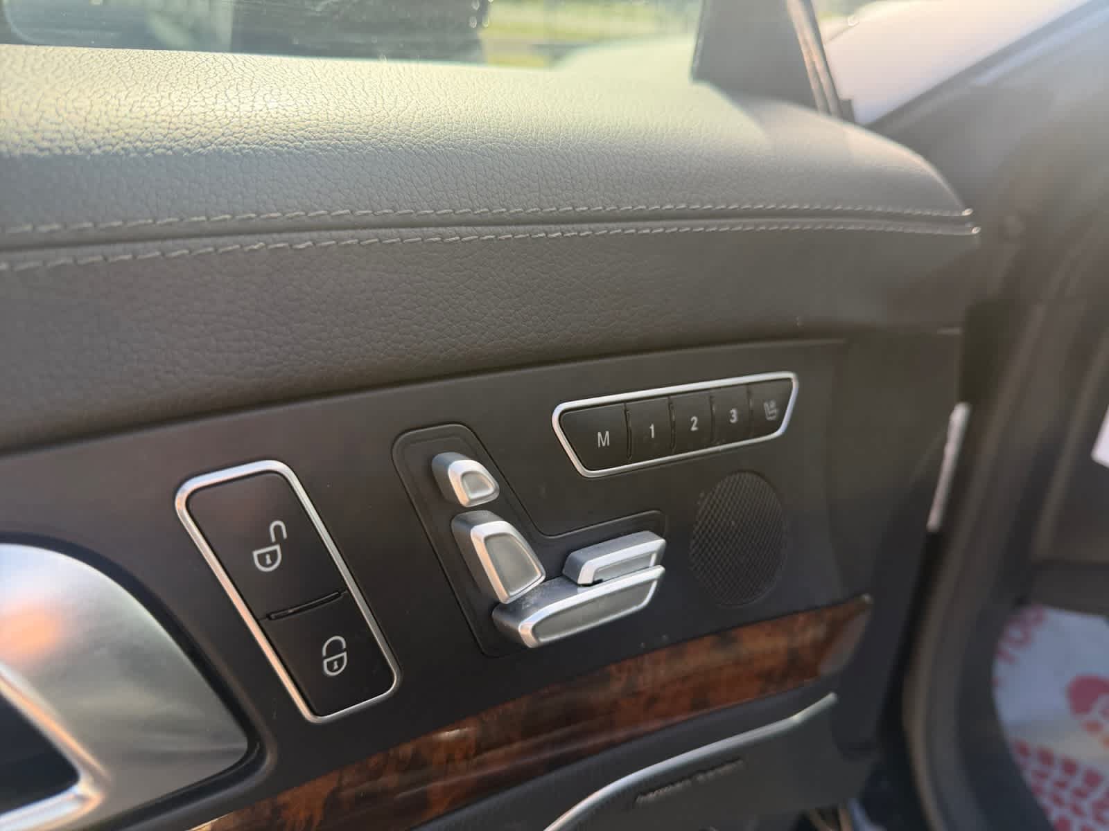 Used 2013 Mercedes-Benz SL 550 image 39