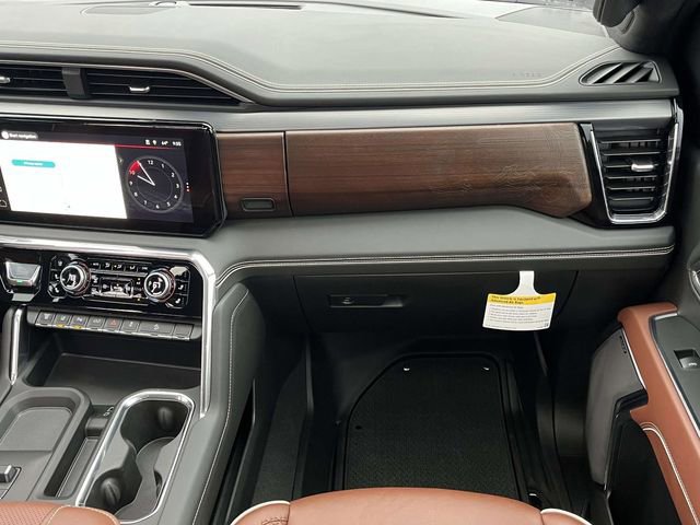 Used 2025 GMC Sierra 2500 Denali Ultimate image 19