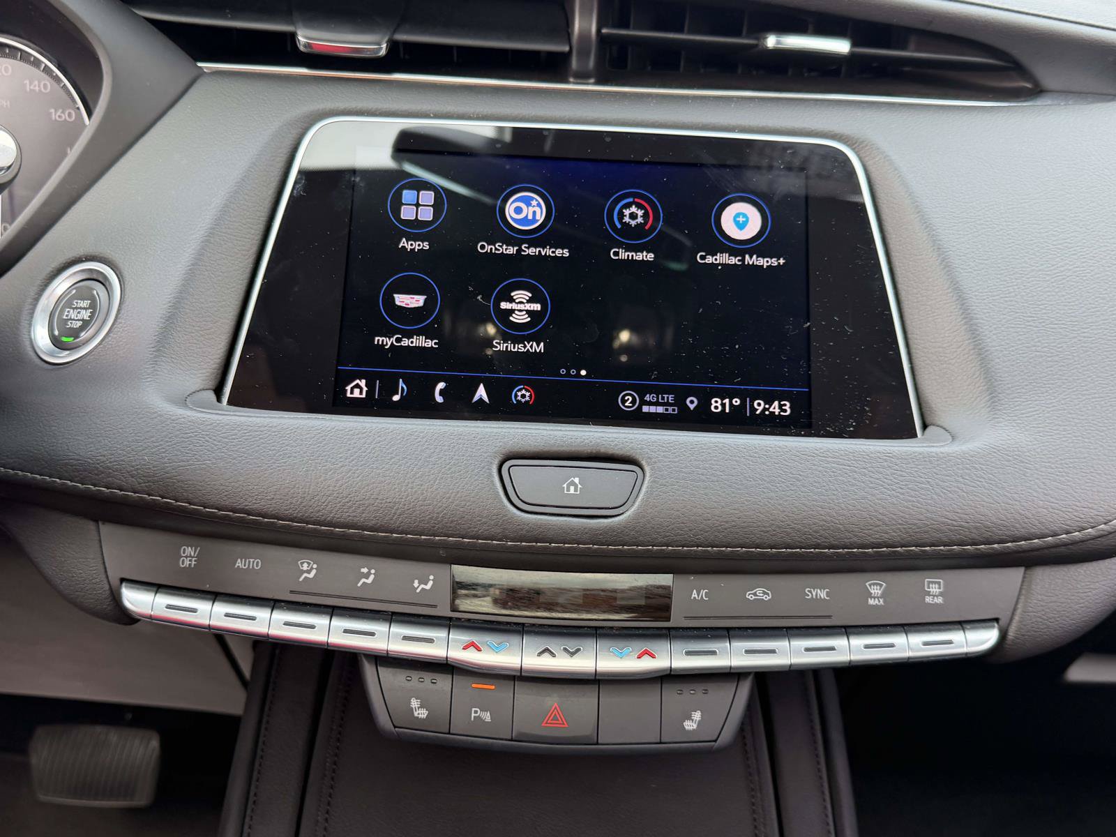Certified 2023 Cadillac XT4 Luxury w/ Cold Weather Package AWD/4WD image 23