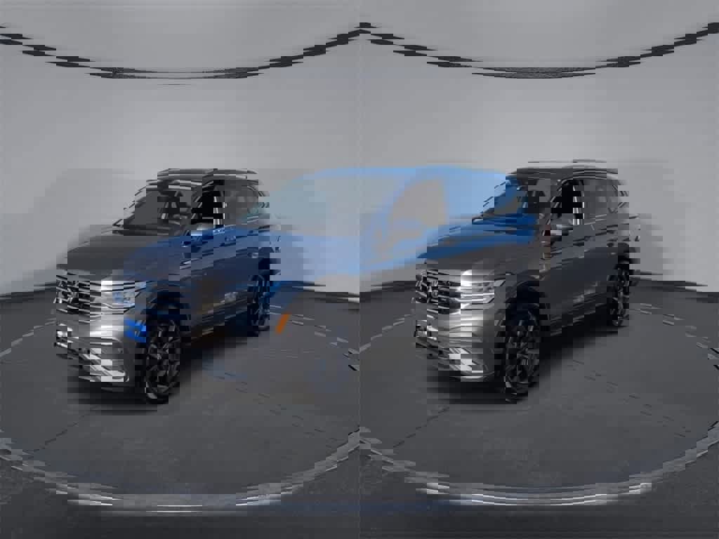 Used 2022 Volkswagen Tiguan SE image 4