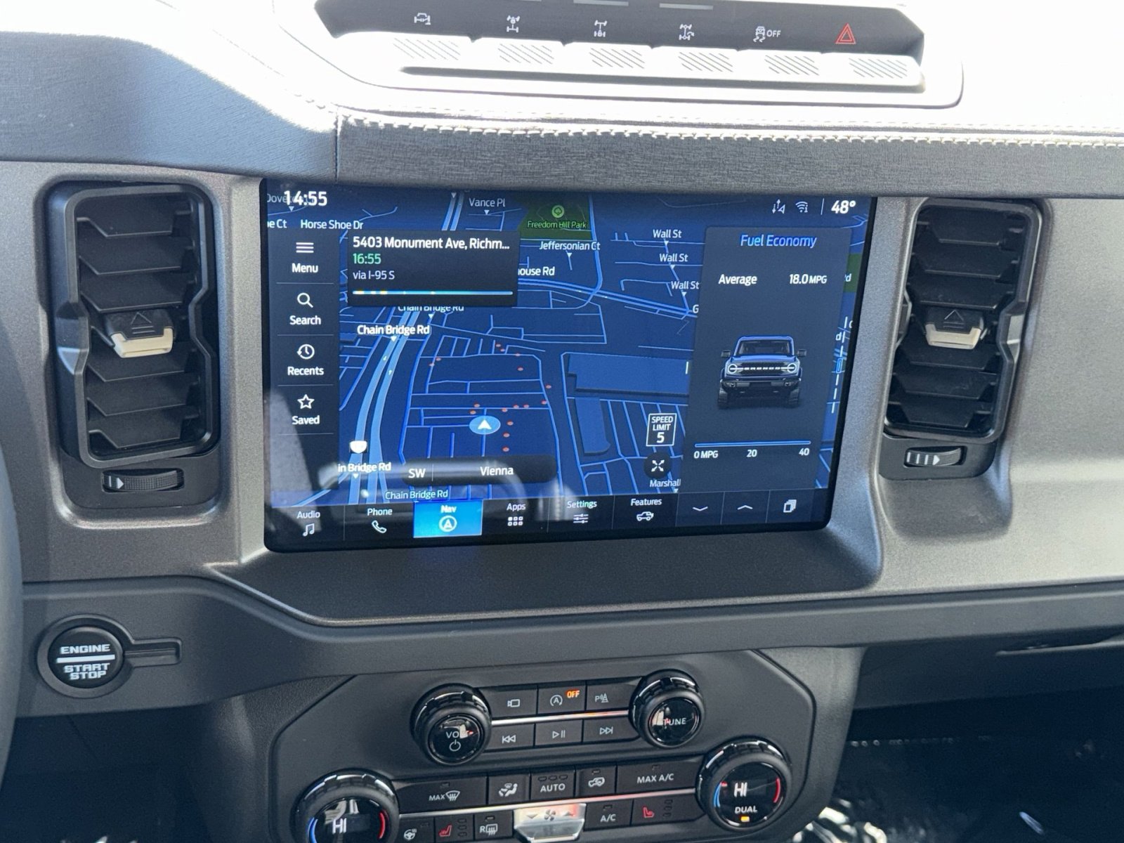 Used 2025 Ford Bronco Badlands image 20