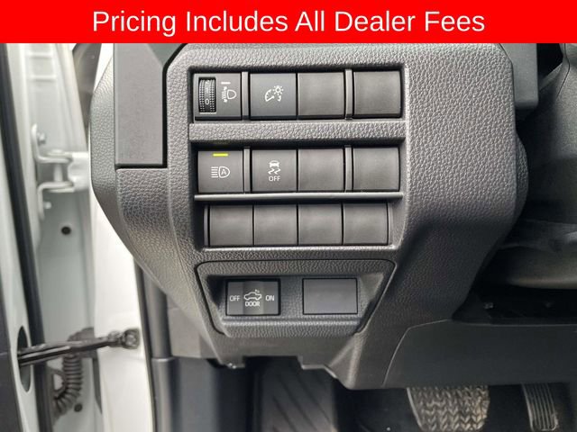 Used 2025 Toyota Tacoma SR AWD/4WD image 20